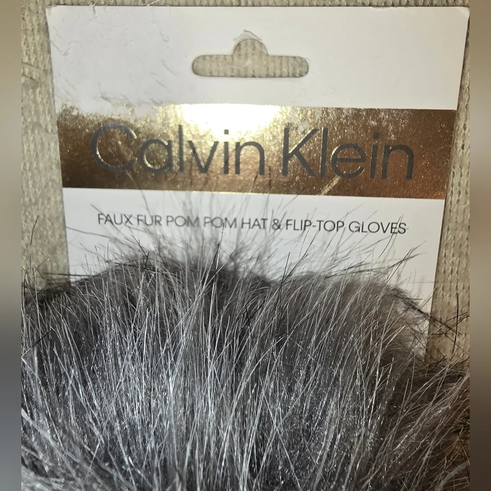 NWT Calvin Klein Women's Gray Faux Fur Pom Pom Knit Hat and Flip-Top Glove Set.